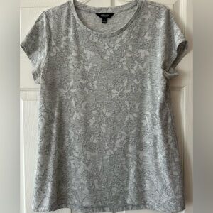 Simply Vera Wang short sleeve top